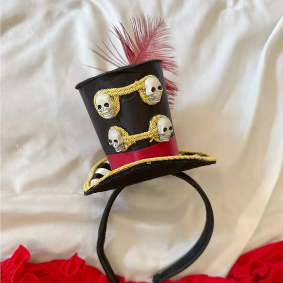 Pirate costume-can ship ASAP - Picture 4 of 7